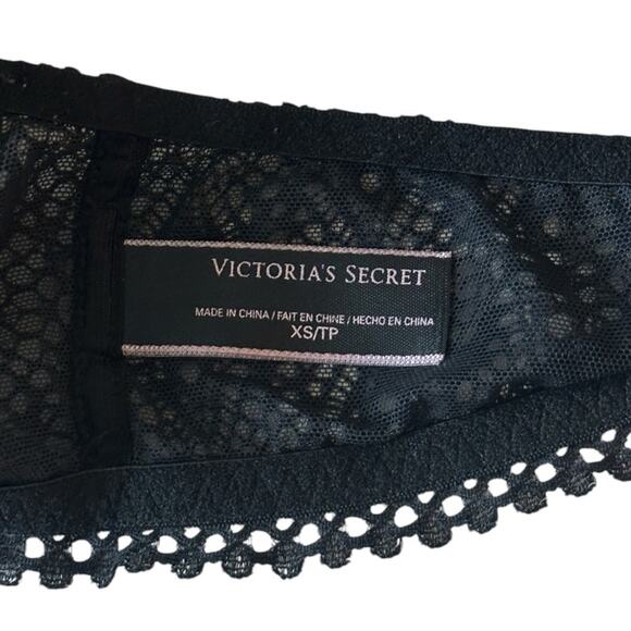 Victoria’s Secret Black Lace Razorback Bralette - Picture 3 of 3